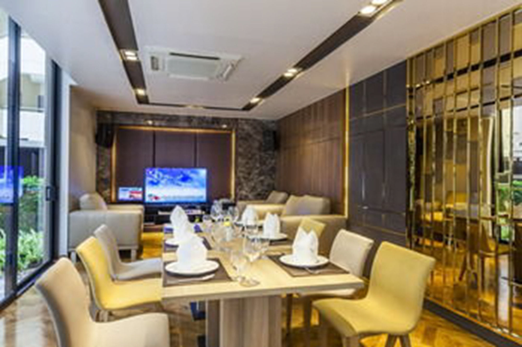 Pacific Park Hotel Сирача Экстерьер фото