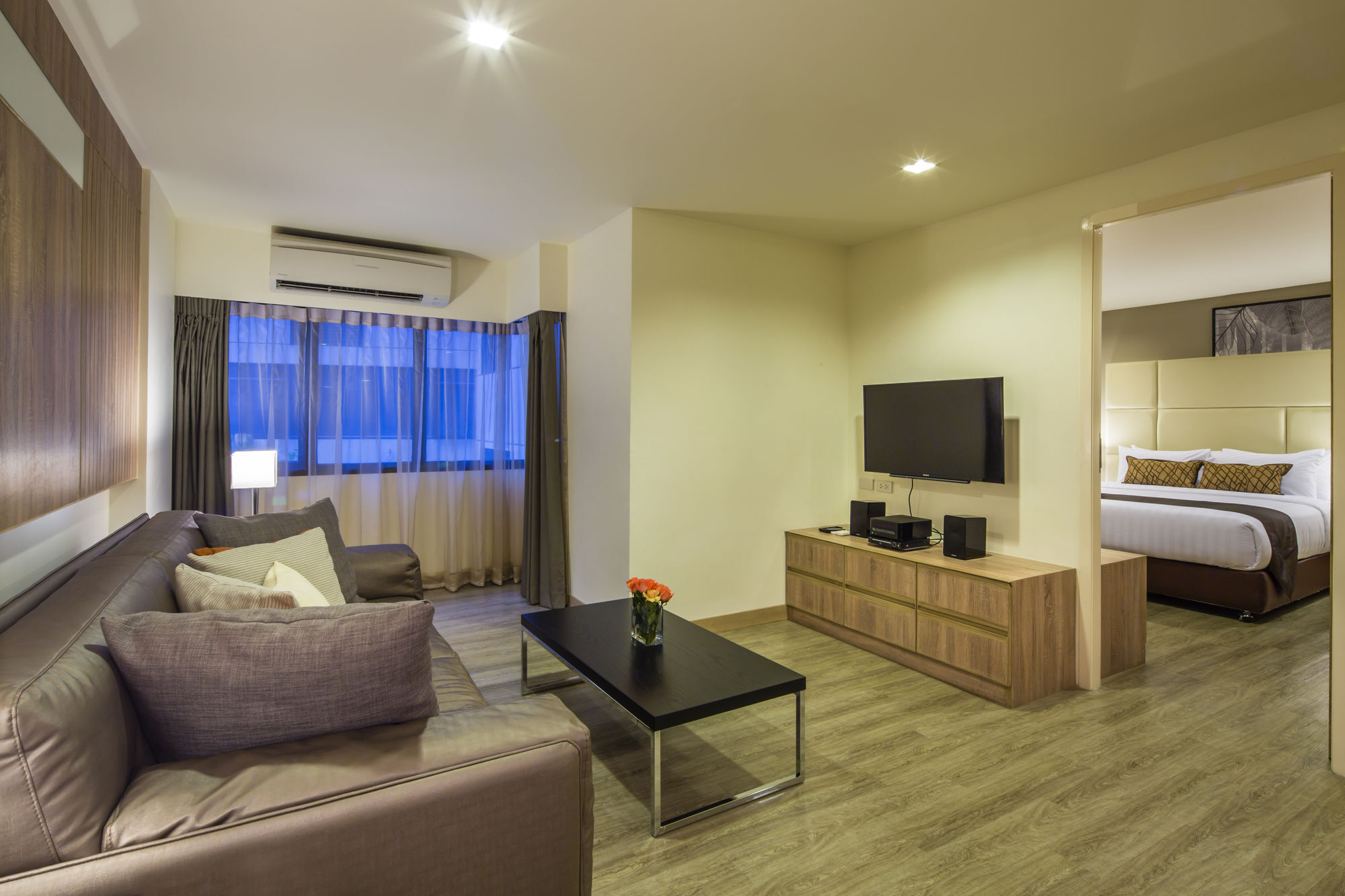 Pacific Park Hotel Сирача Экстерьер фото
